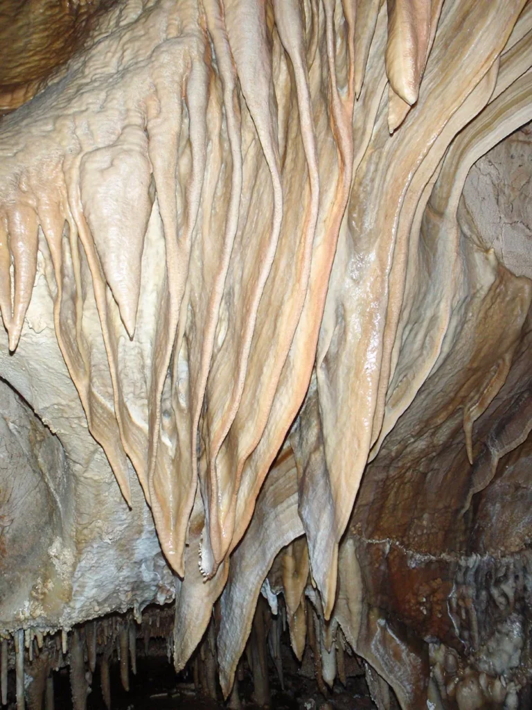 Jewel Cave National Monument