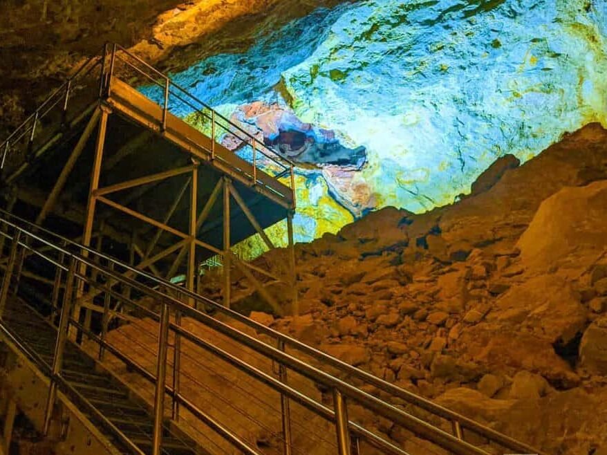 Jewel Cave National Monument