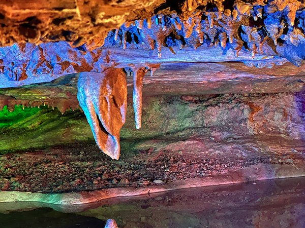 Skyline Caverns